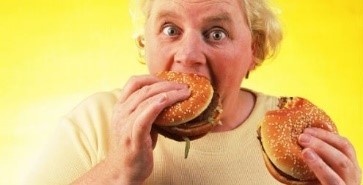 La ingesta de gran cantidad de hidratos de carbono y grasa, provoca Obesidad