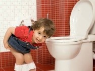 La mayoría de los niños pequeños, no pueden limpiarse por sí mismo.